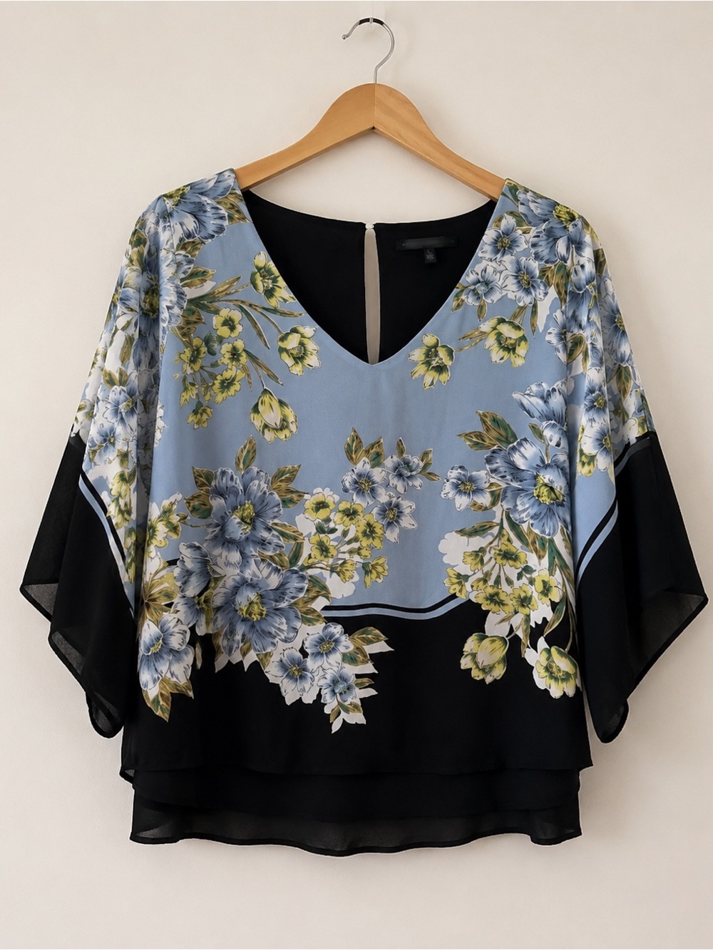 WHBM Feminine Floral Kimono Sleeve Blouse Size Large Business Casual Boho